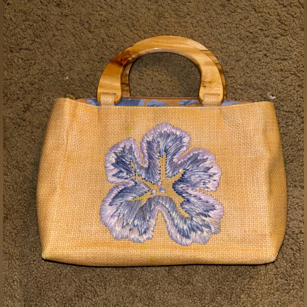 Embroidered Tan Handbag with Wooden Handle